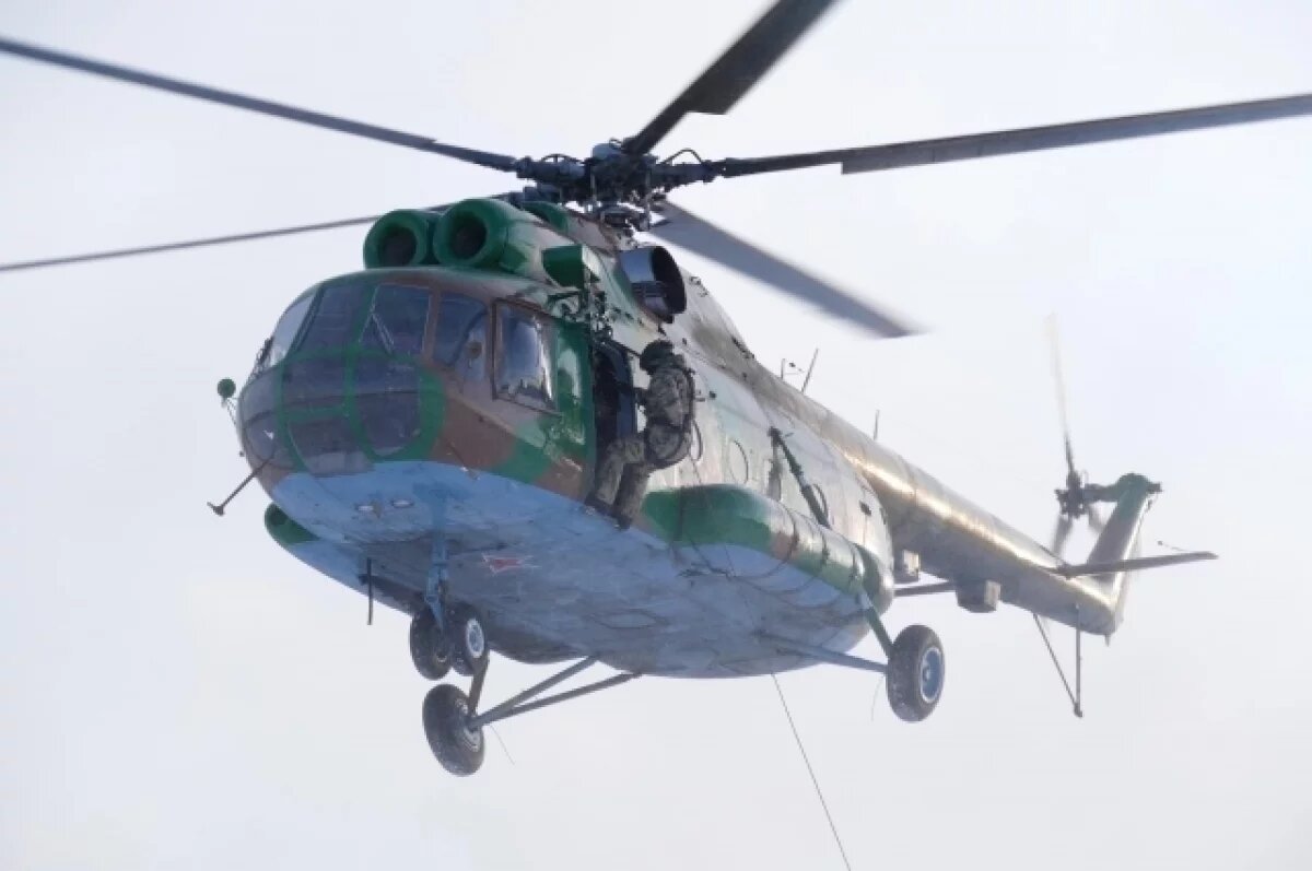    В Омске омоновцы выпрыгивали из вертолёта без парашютов