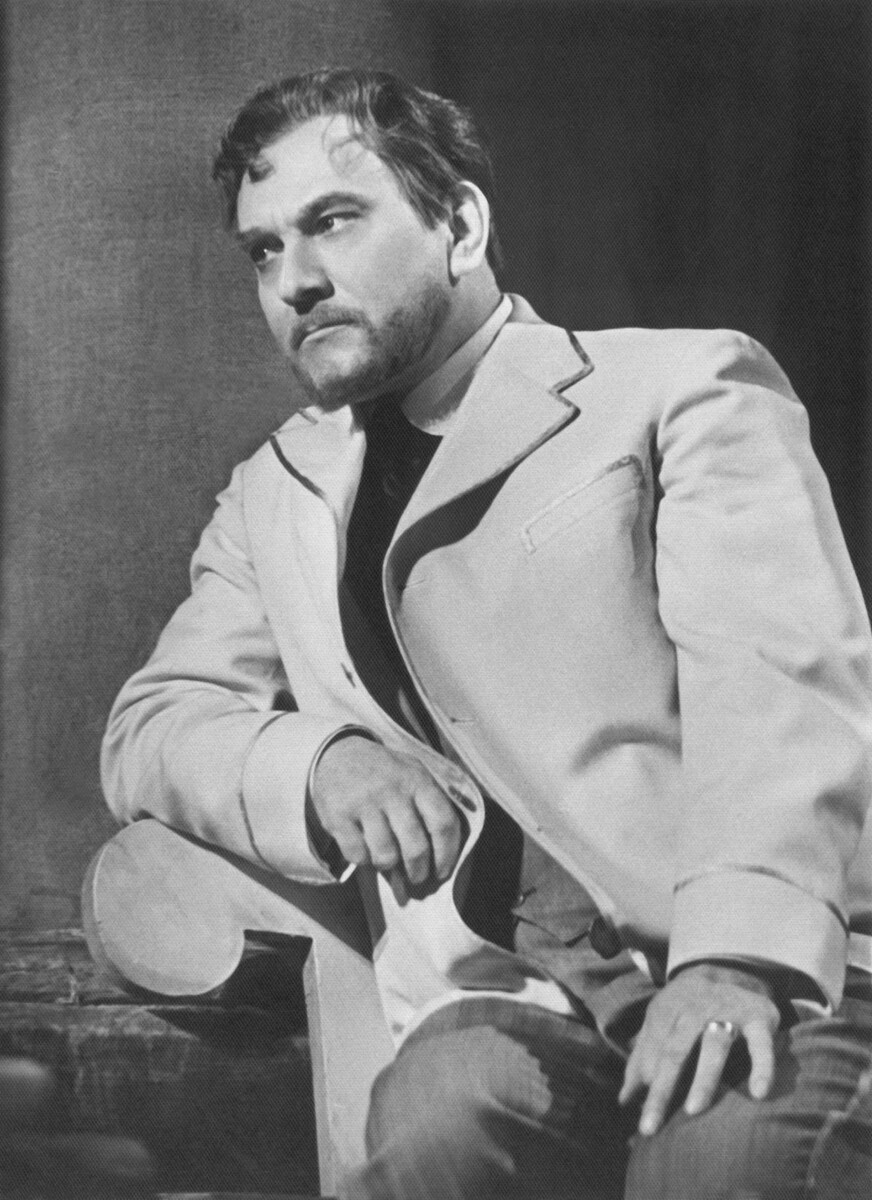 Иванов – Михаил Царёв