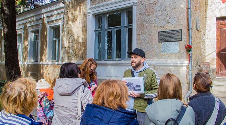 Экскурсия Николая Русина
фото со страницы экскурсовода в ВК