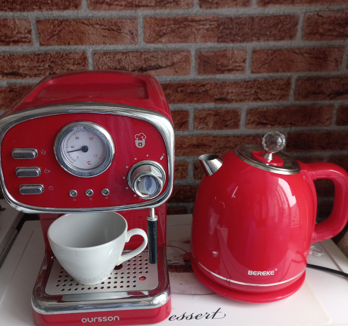 Просто у меня новый чайник опять в ретро стиле