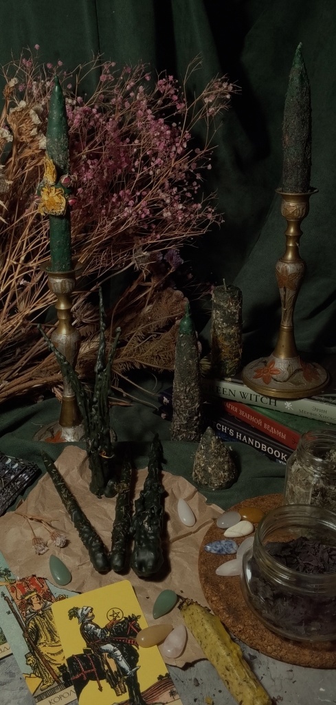 Свечи ручной работы.