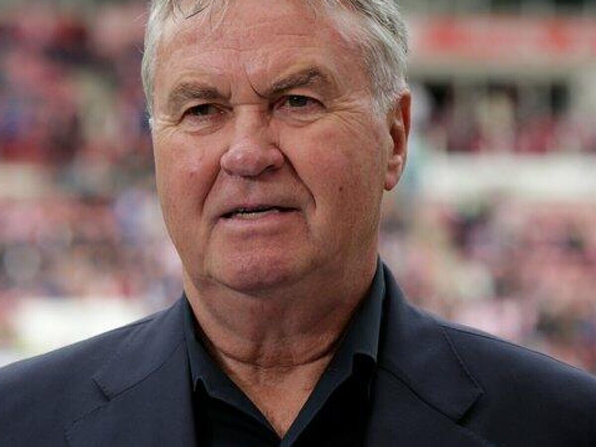    Гус Хиддинк© Фото : Официальный сайт ФК "ПСВ"