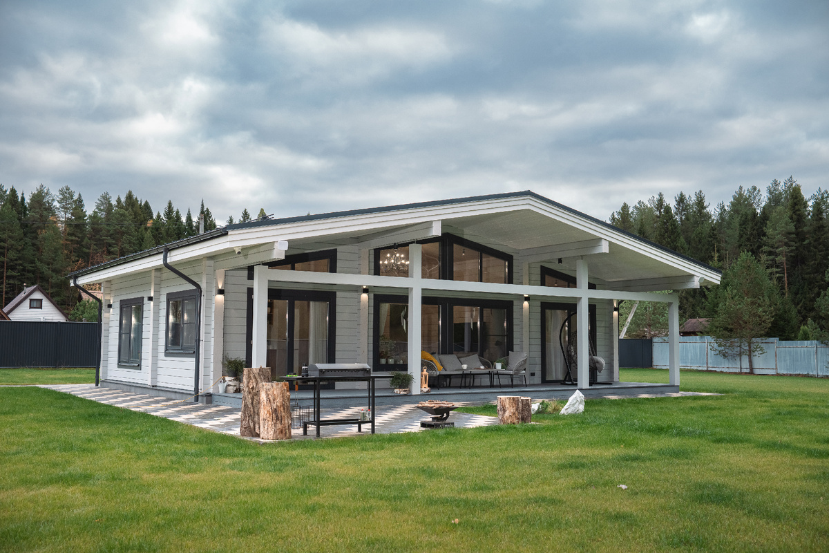 Дом из клеёного бруса 