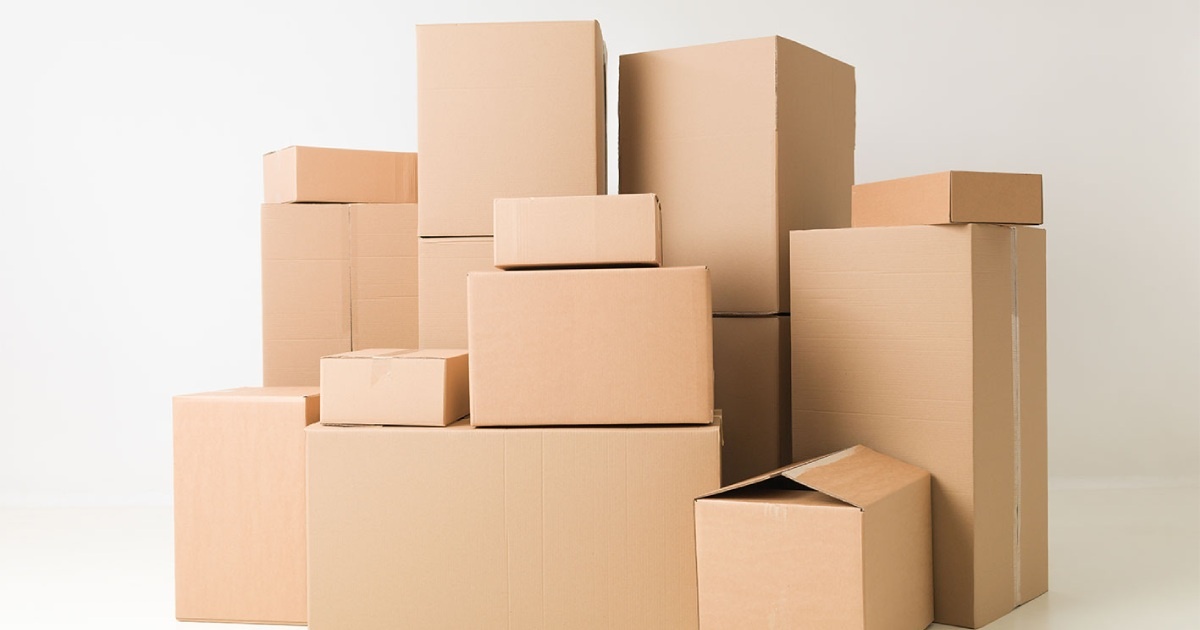 
Упаковка сегодня играет важнейшую роль в сохранении качества товаров и их презентации. Среди разнообразных вариантов упаковки заслуженно выделяются усиленные картонные коробки, сочетающие прочность, экологическую безопасность и экономичность.Использование усиленных картонных коробок – это разумное решение для бизнеса, ориентированного на качество и надежность упаковки. Они обеспечивают защиту продукции, снижают издержки и способствуют улучшению логистических процессов. При правильном выборе коробок можно значительно повысить эффективность хранения и транспортировки товаров.