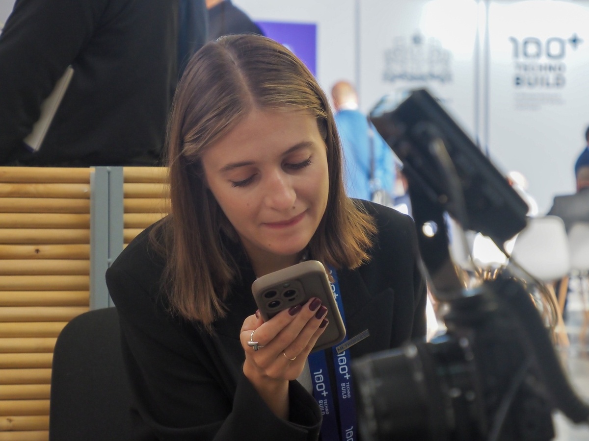 Переход на отечественные платформы, которые уделяют больше внимания защите данных, становится все более разумным выбором.  Фото: ФедералПресс / Антон Федулов