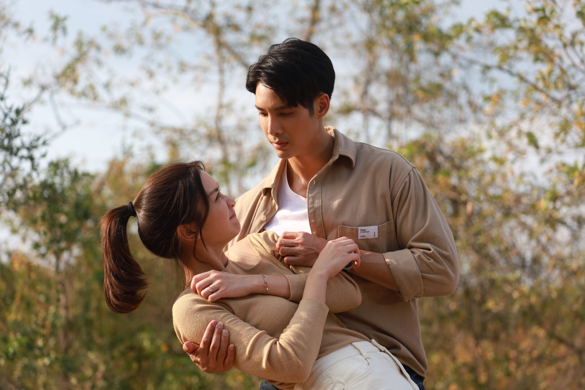 Кадр из дорамы "Свадебный контракт"