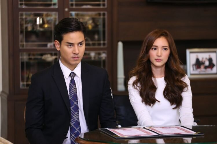 Кадр из сериала "Ты - это я"