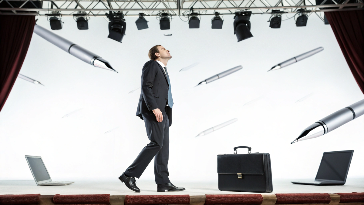 SWOT-анализ для карьеры: Как превратить слабые стороны в сильные с помощью ИИ