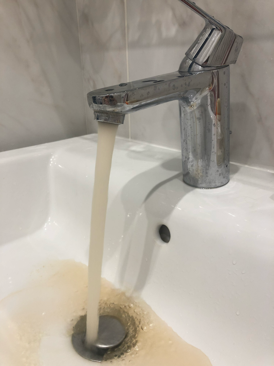 Вода с большим содержанием железа