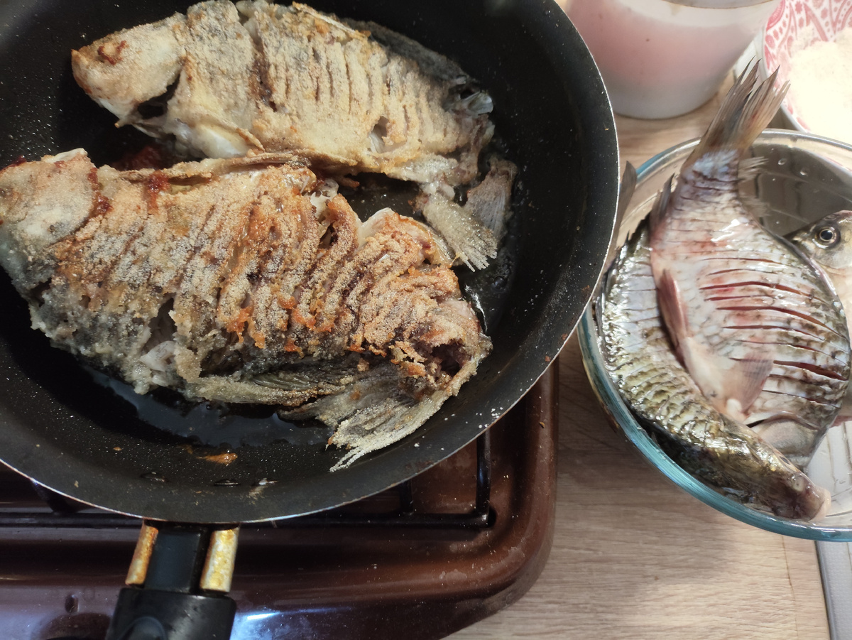 Процесс. Свежая рыбка, аж разваливается...