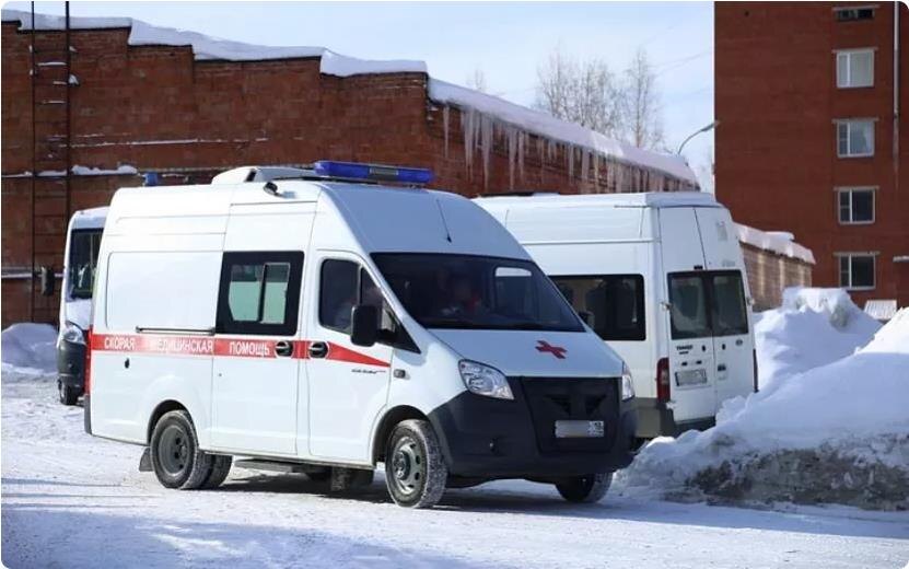    Ижевские автоинспекторы спасли мужчину с сильным кровотечением