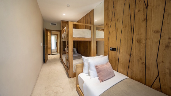    Госдума отклонила законопроект о полном запрете хостелов в нежилых помещениях многоквартирных домов Роман Захаров