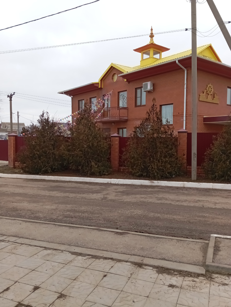 Буддийский центр Ченрези. Моё фото сегодня. 