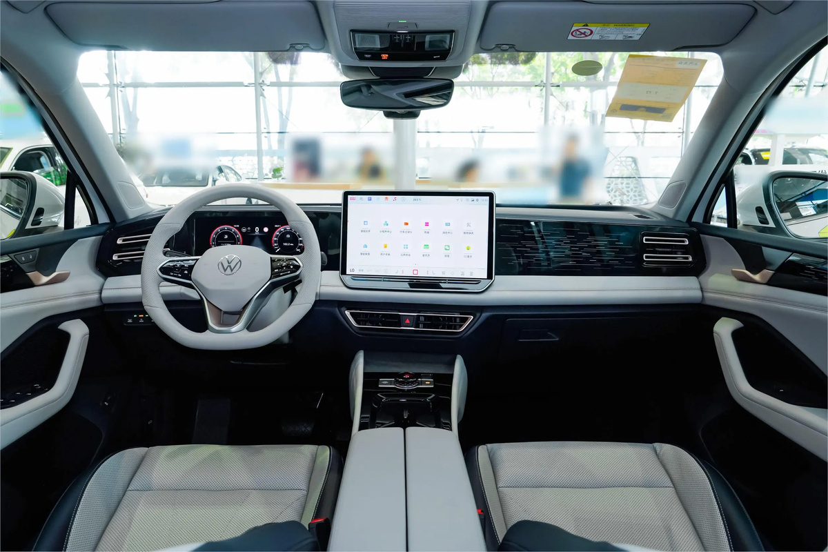 Dongchedi📷Volkswagen Tiguan L Pro