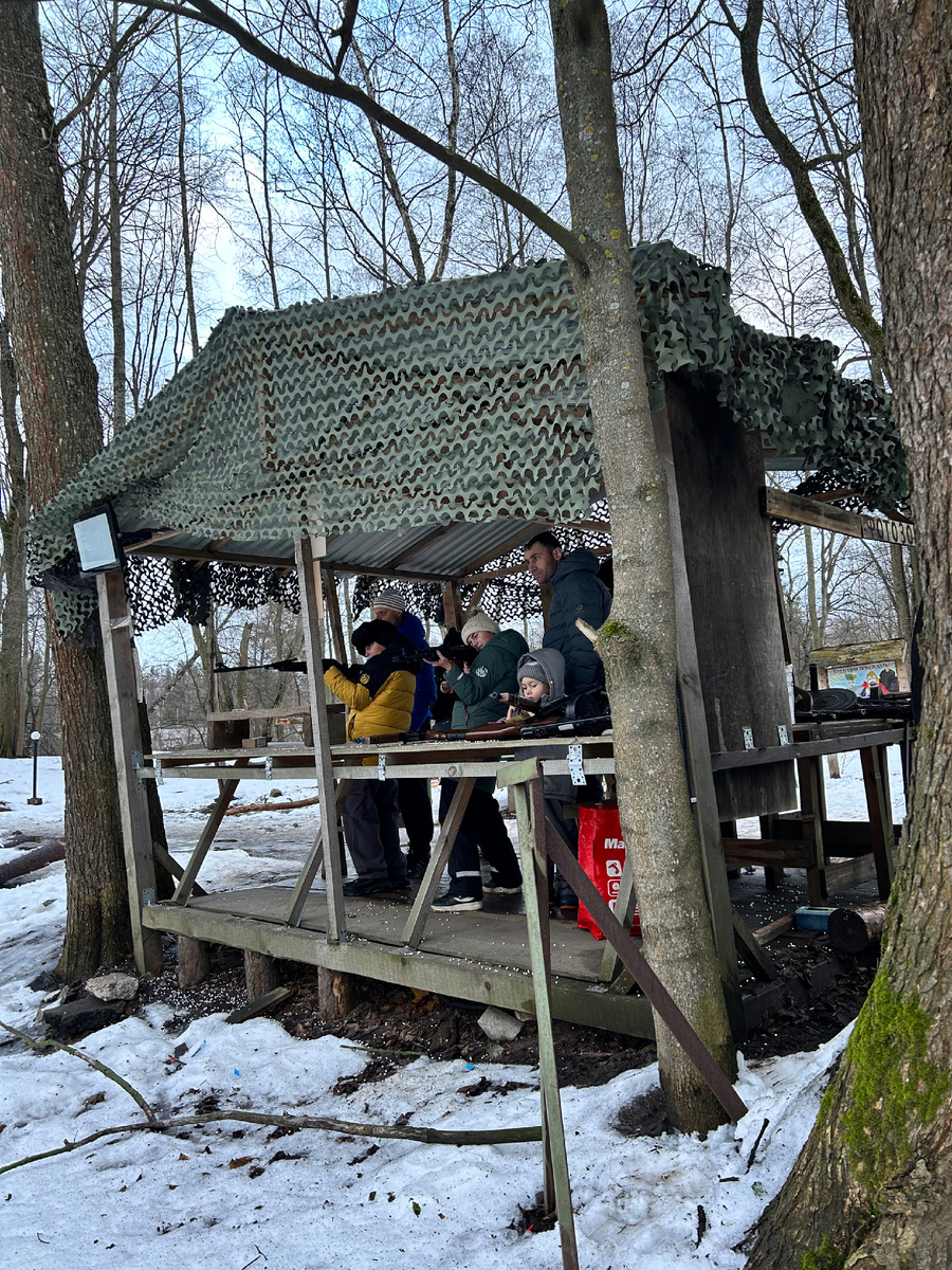 Тир детям зашёл .