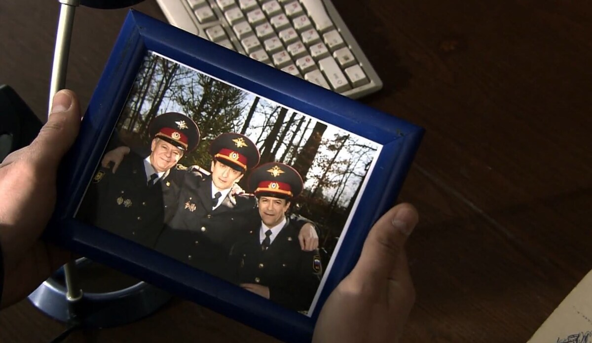 Фрагмент из сериала "Порох и дробь"