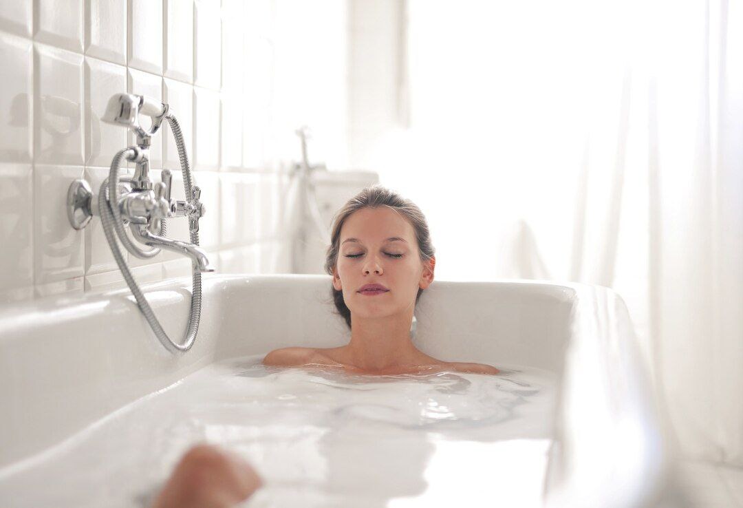 Акриловая ванна или стальная? Какую выбрать?