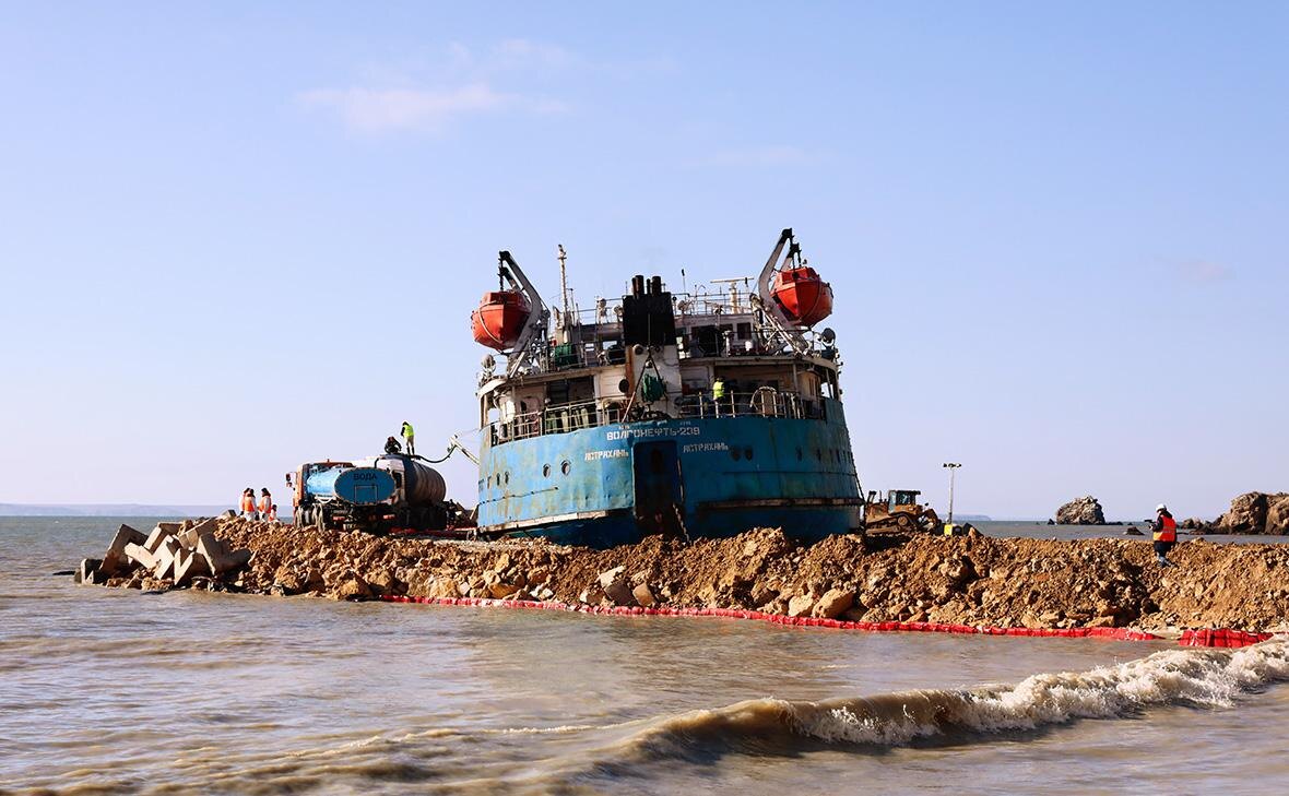     Танкер «Волгонефть-239». Источник: ura.ru Автор фото: Роман Наумов