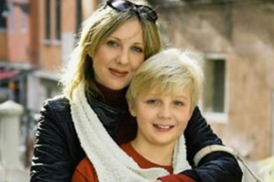 таким Денис родился, красивый симпатичный мальчик