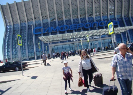    «Рано обрадовались». Аэропорты юга России остаются закрытыми