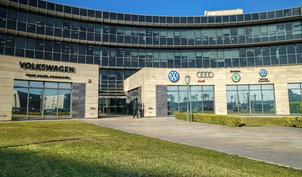 Штаб-квартира Volkswagen AG в городе Вольфсбурге (Германия)