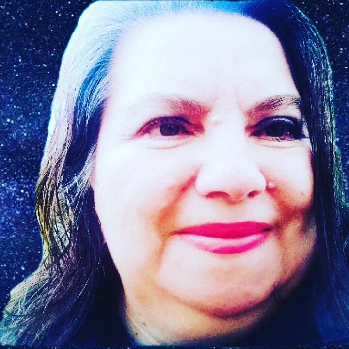 Ирина Одарчук Паули - композитор, музыкант, писатель, поэт, блогер, клипмейкер, видеомонтажёр