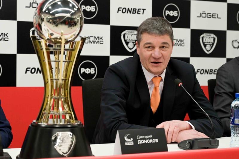    Фото: пресс-служба БК УГМК / Главный тренер УГМК Дмитрий Донсков