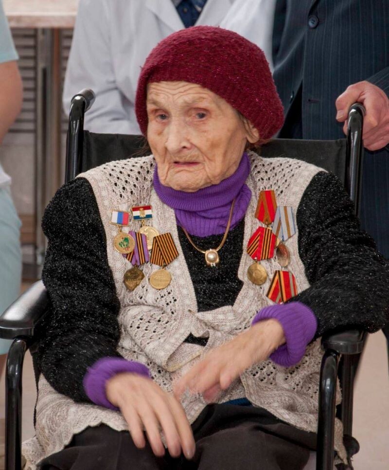 Радиолюбителя с днем рождения