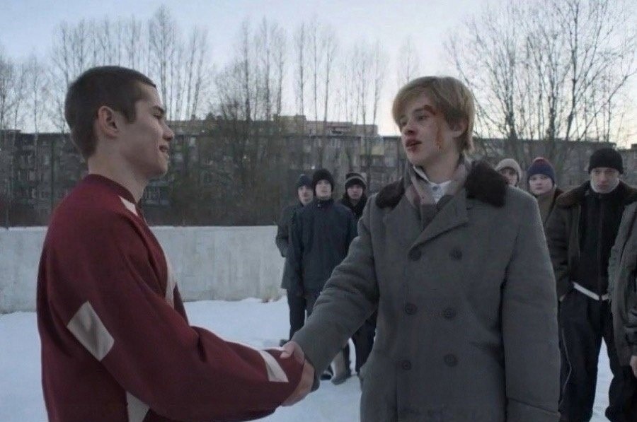 Кадр из сериала "Слово пацана"