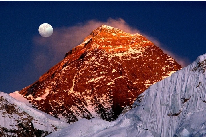 Эверест. Фото из сети интернет