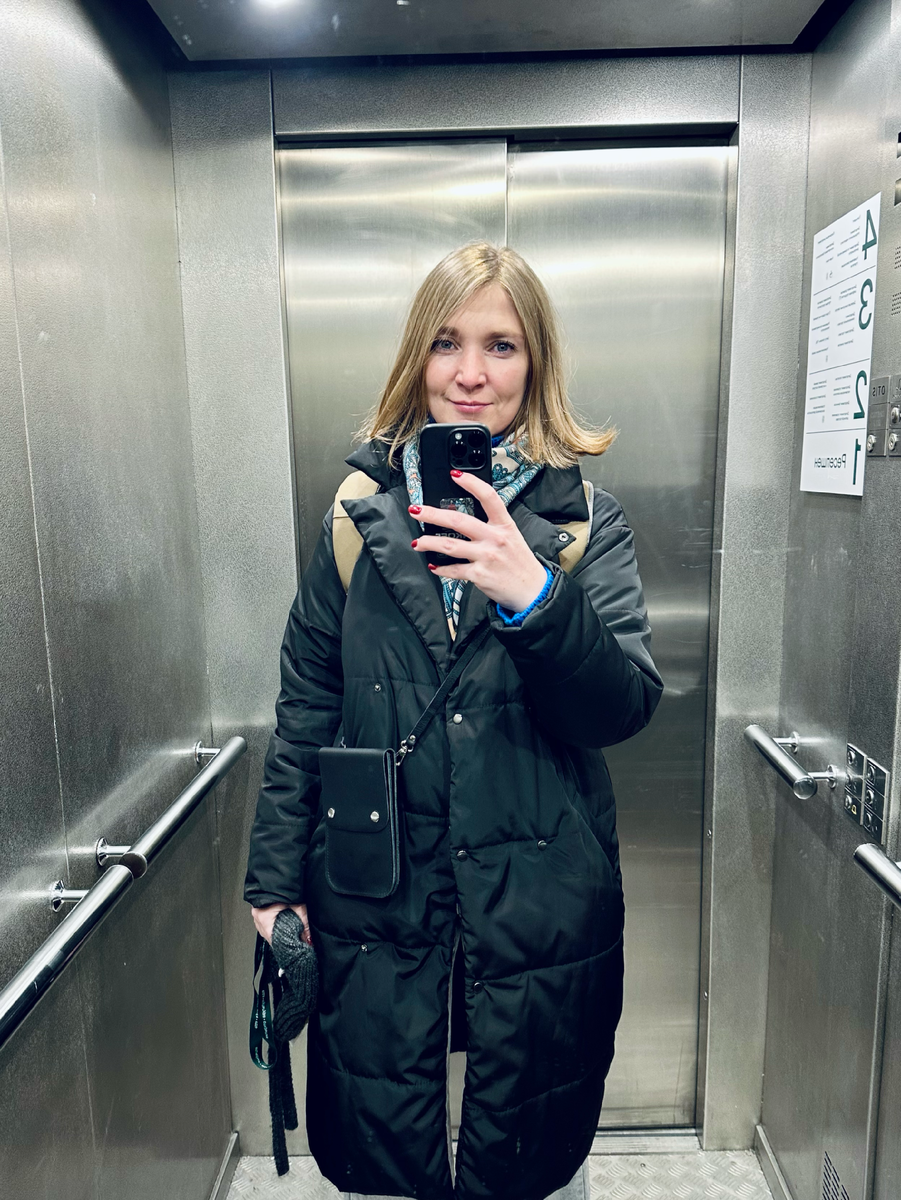 Приехала в офис, в рюкзаке ноутбук, а сумочка для телефона.