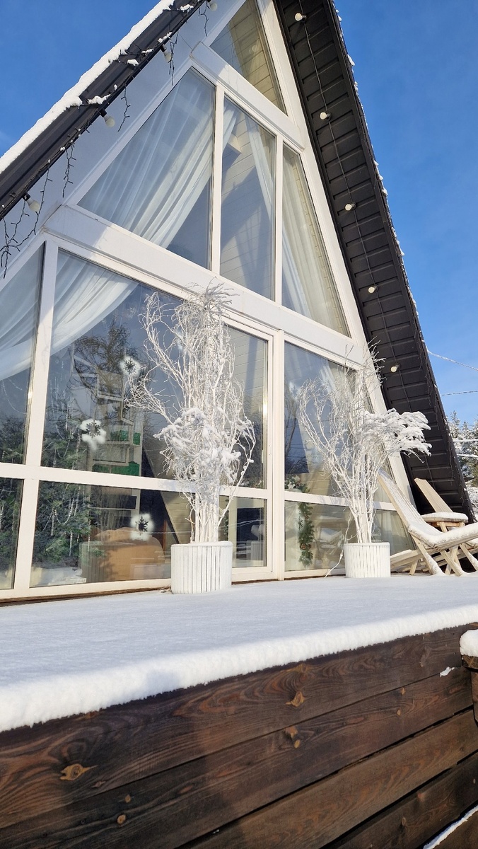 А вот один из домиков о которых я так хочу всем рассказать и показать.