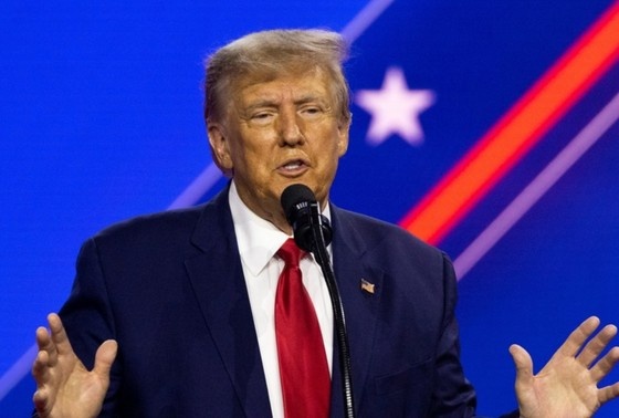     Дональд Трамп