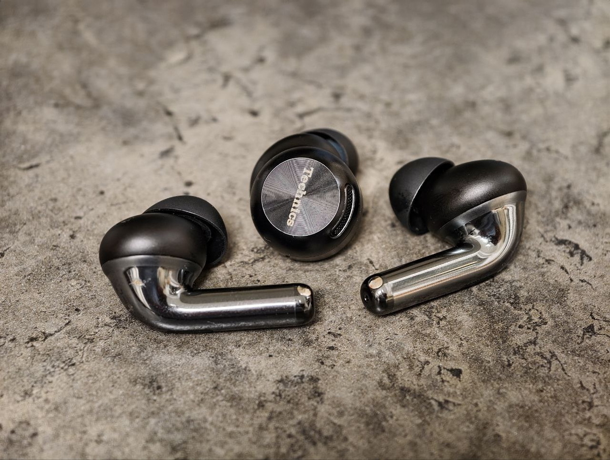 Один (динамик) против двух. 