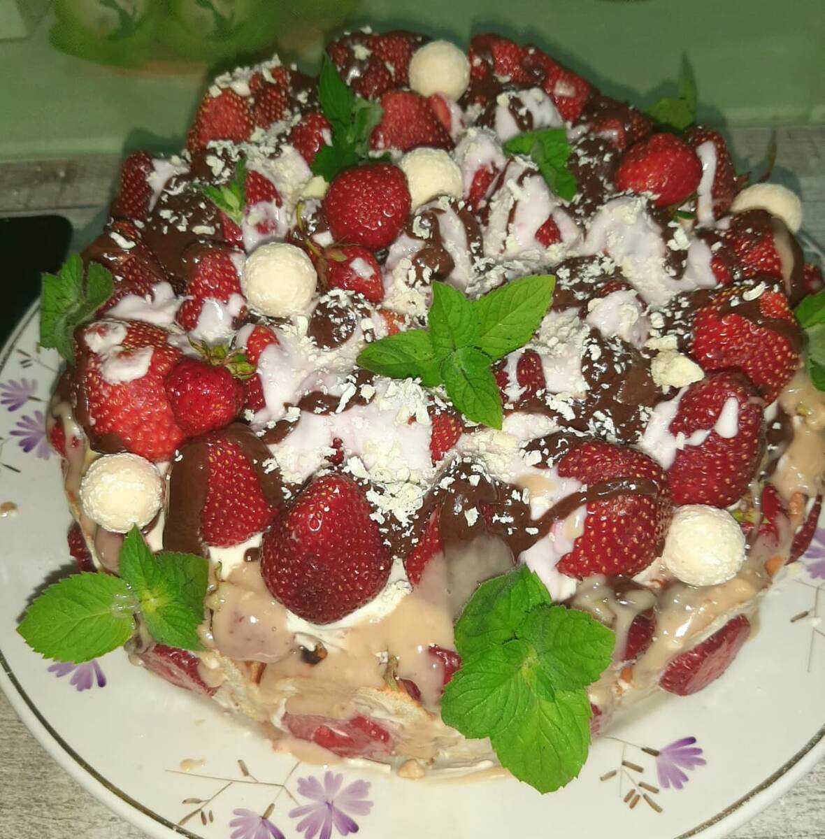 Ну а это уже наша семейная традиция, торт этот делаю раз в год!  