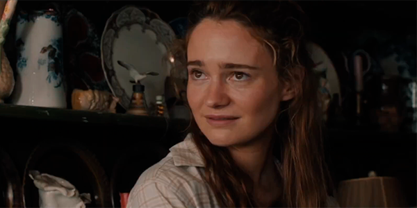 Кира (Эшлинг Франчози)