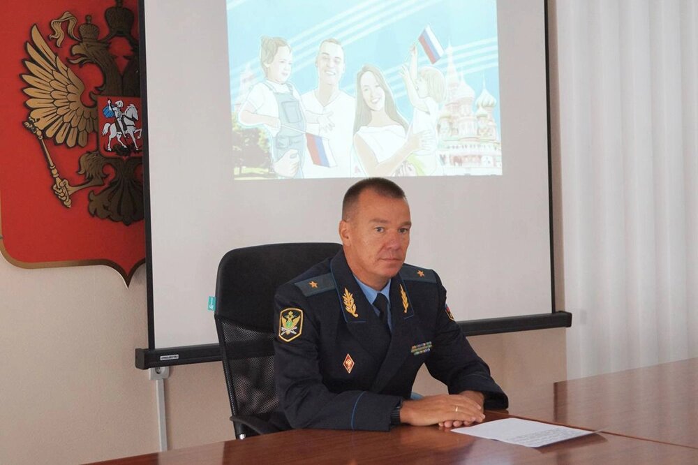    Руководитель Главного управления ФССП по Хабаровскому краю и ЕАО Анатолий Касьяненко. Фото: УФССП по Хабаровскому краю