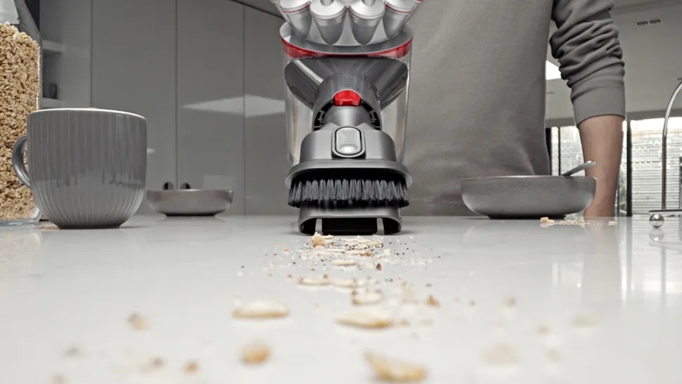    Dyson выпустила мощный и компактный беспроводной пылесос