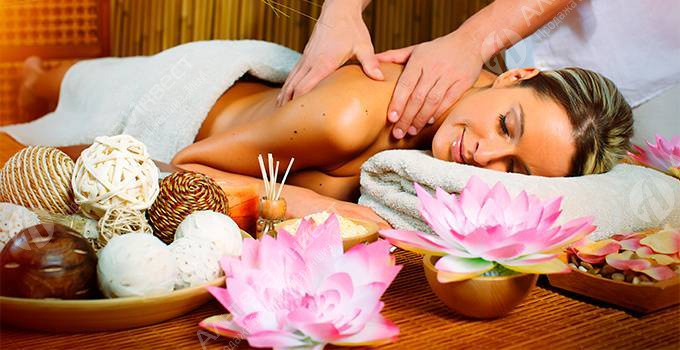 Yandex picture Process of massage in romantic atmosphere