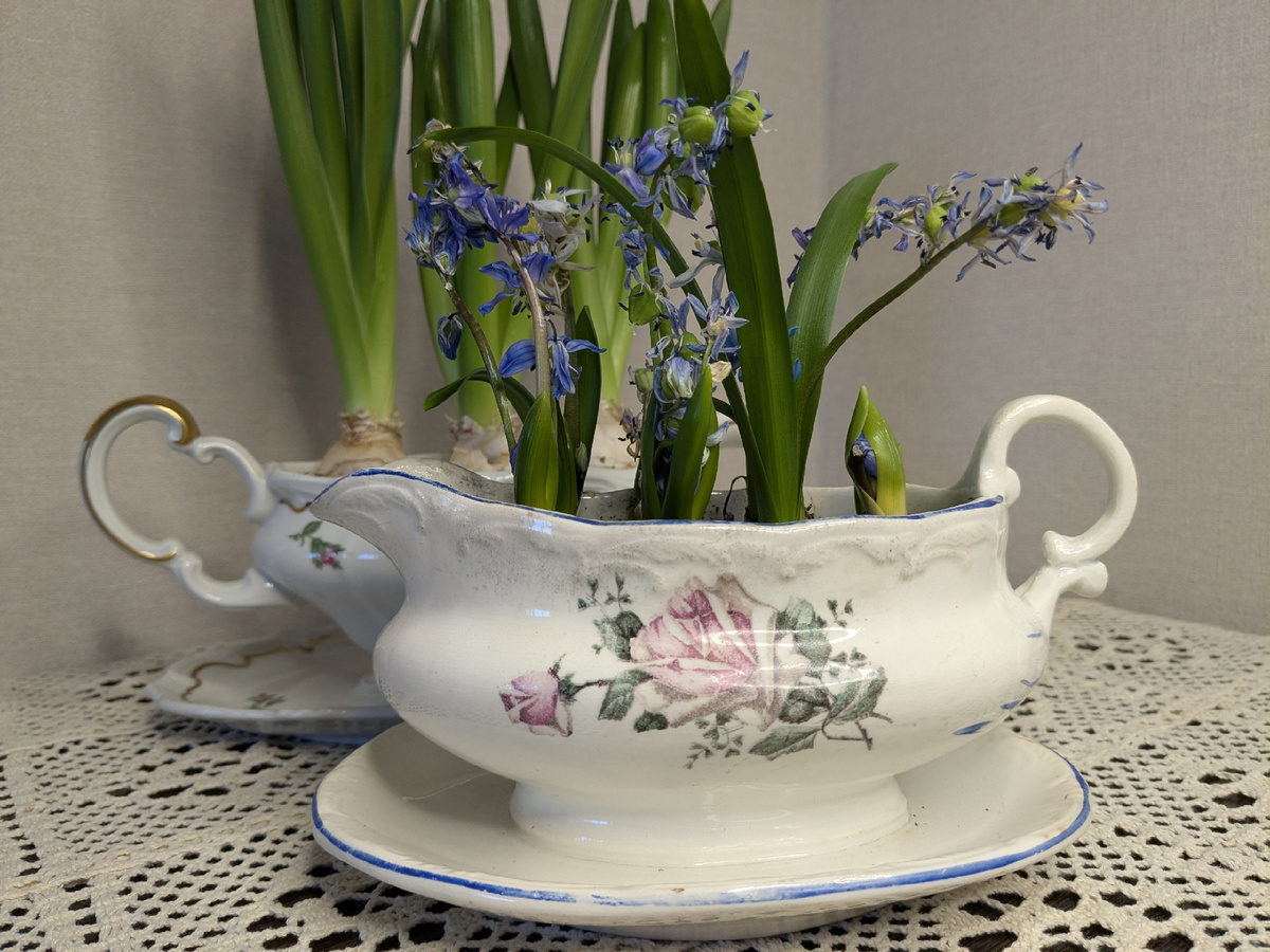 Кружевная скатерть