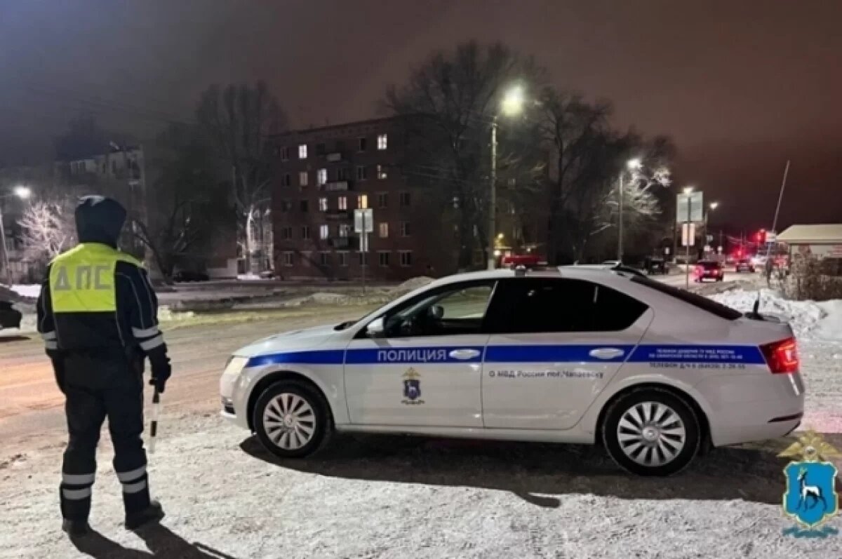    Под Самарой уголовник, управлявший машиной пьяным, хотел подкупить гаишника