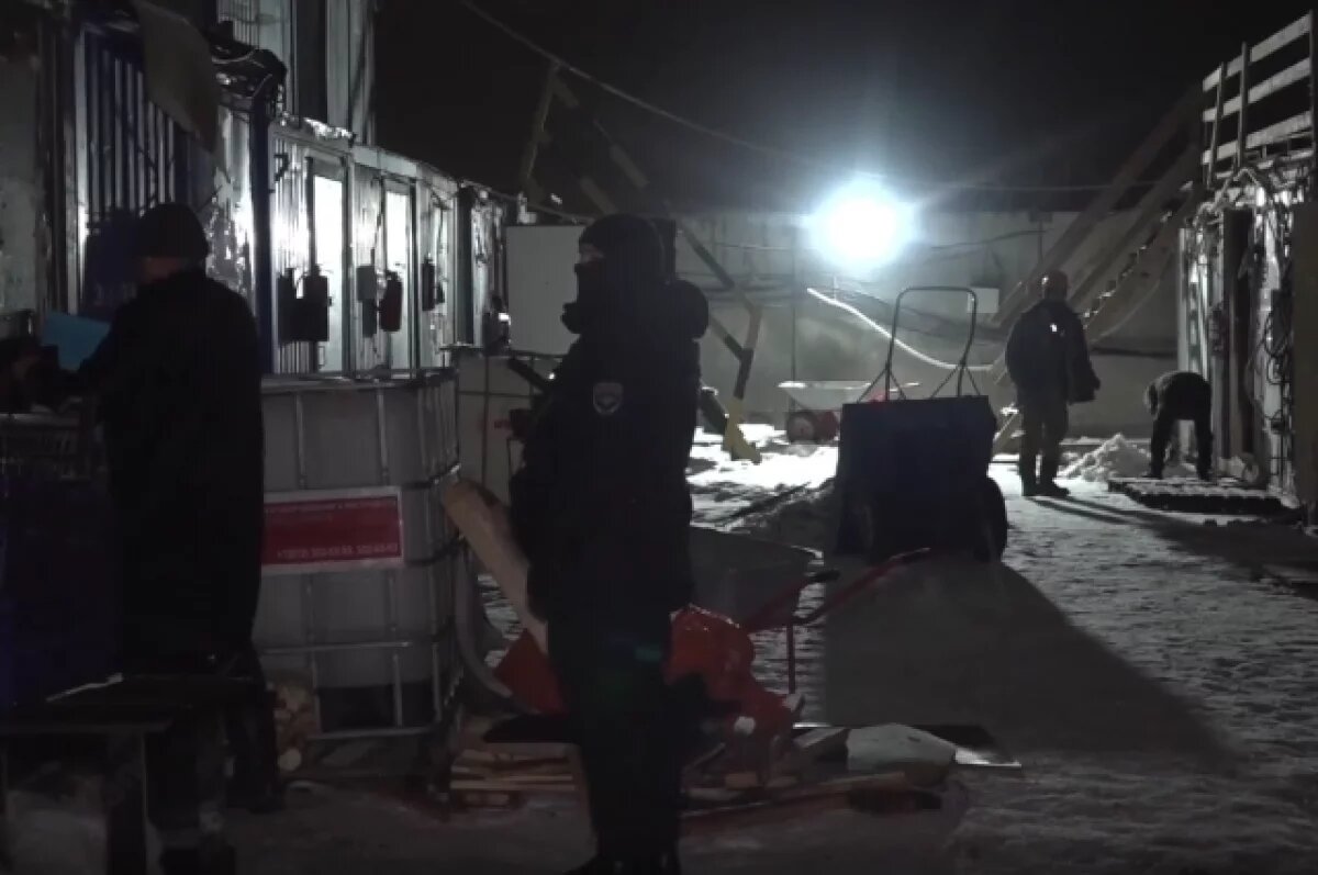    Во время масштабного рейда в Петербурге задержали более 100 мигрантов