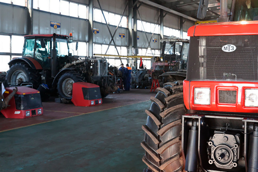     Около 95% техники поставят на линейку готовности в Минской области к 1 марта