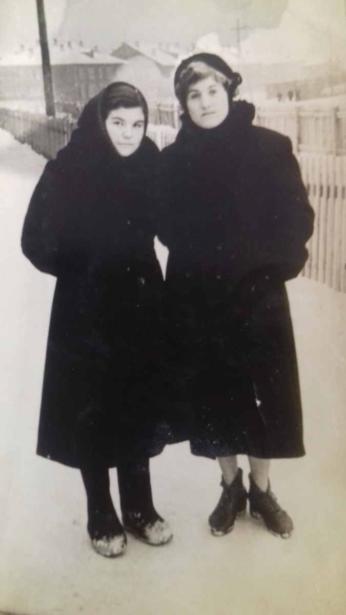 Мама,студентка,город Иркутск,Сибирь.