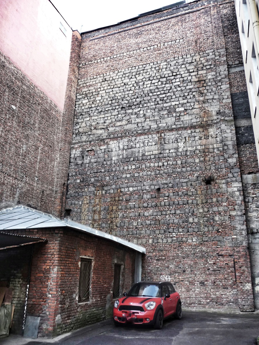 Питерский дворик