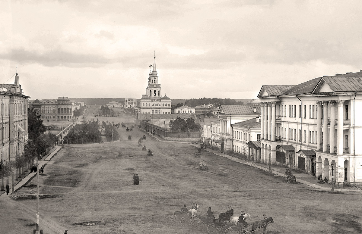 Екатеринбург, Главный проспект (в наши дни пр. Ленина) , 1883-1884 гг. Автор фото: В.Л. Метенков