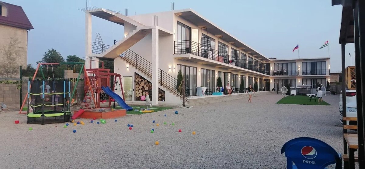 Отель Sandro & Milanii в Алахадзы