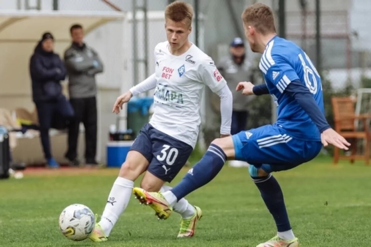    Полузащитник «Крыльев Советов» Артём Соколов переходит в ФК «Челябинск»