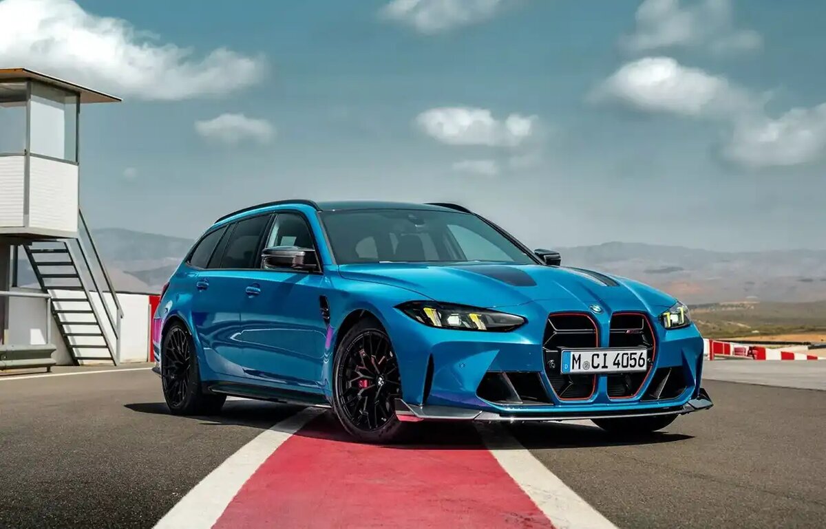 BMW M3 CS Touring 2025 вид спереди