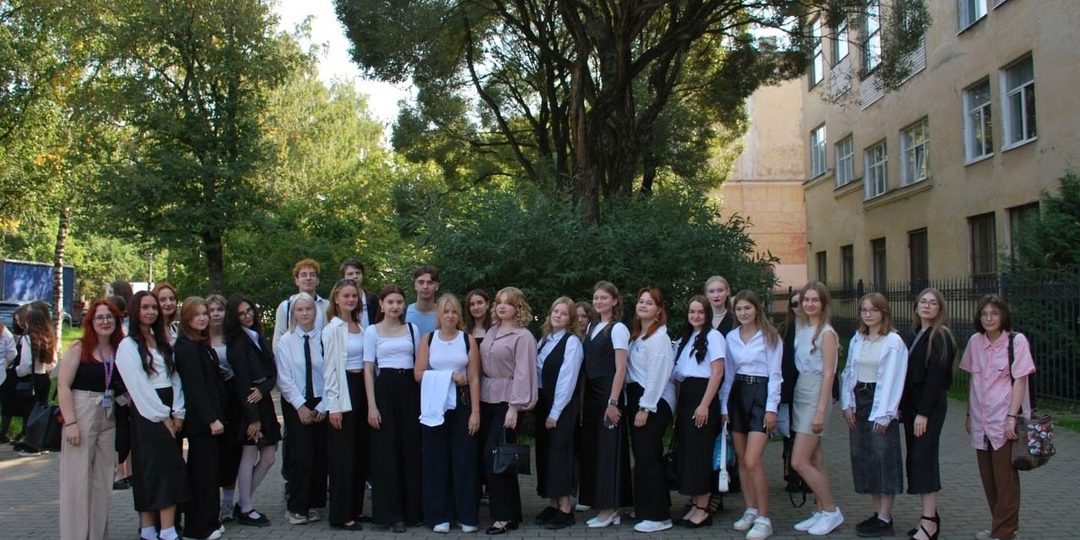 «Главное в профессии – найти контакт с учениками». Будущие учителя русского языка и литературы о первых месяцах учебы и планах на будущее